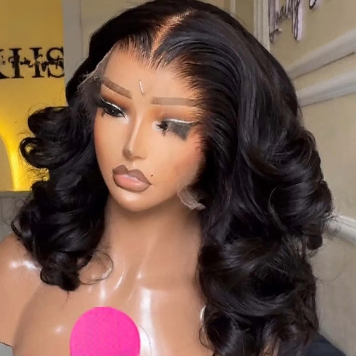Black Wig Short Bob Body Wavy  - огляд і ціна Pre Parted 13X4 Lace Front Bob Wig