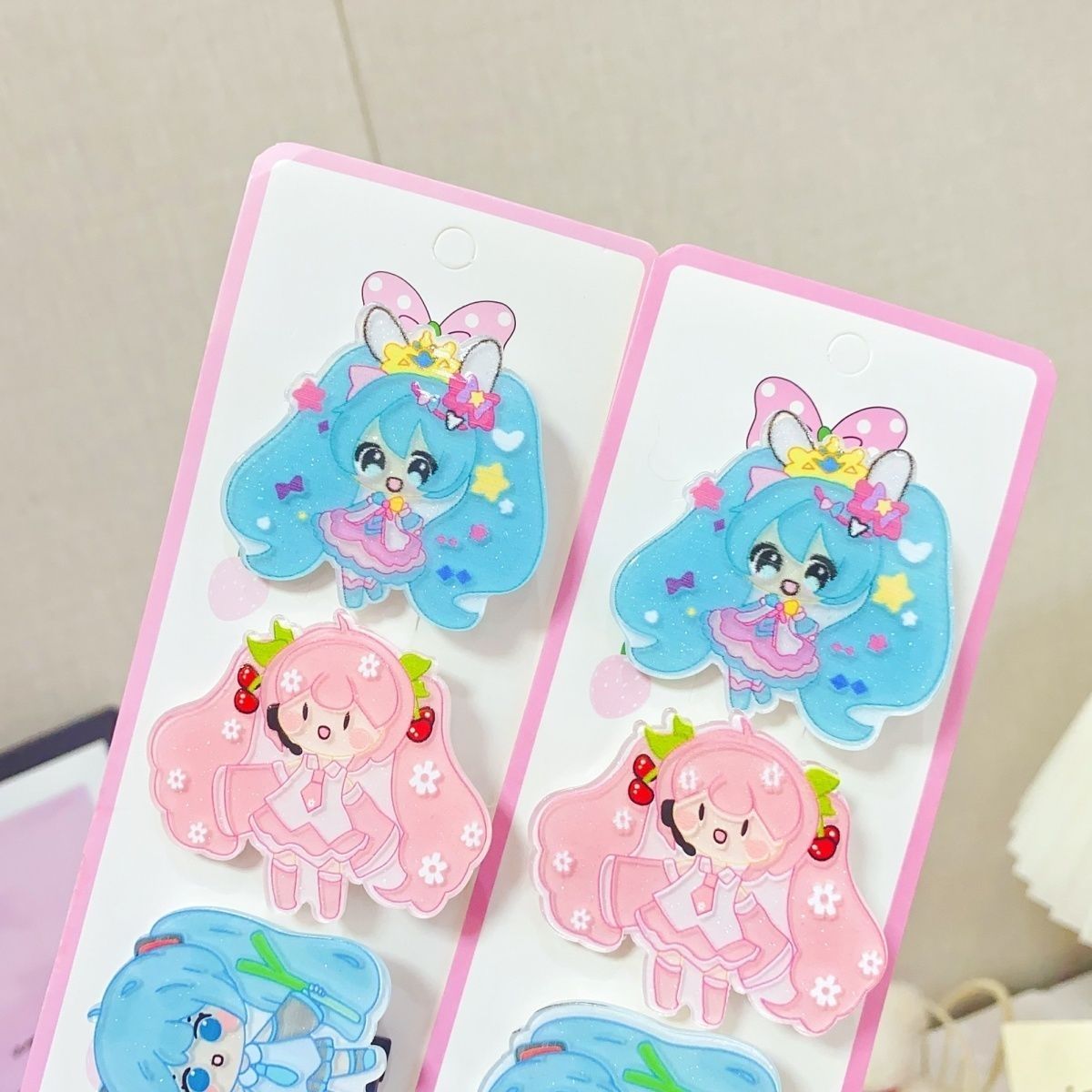 Hatsune Miku cartoon hair clip - огляд і ціна Hair Bundles